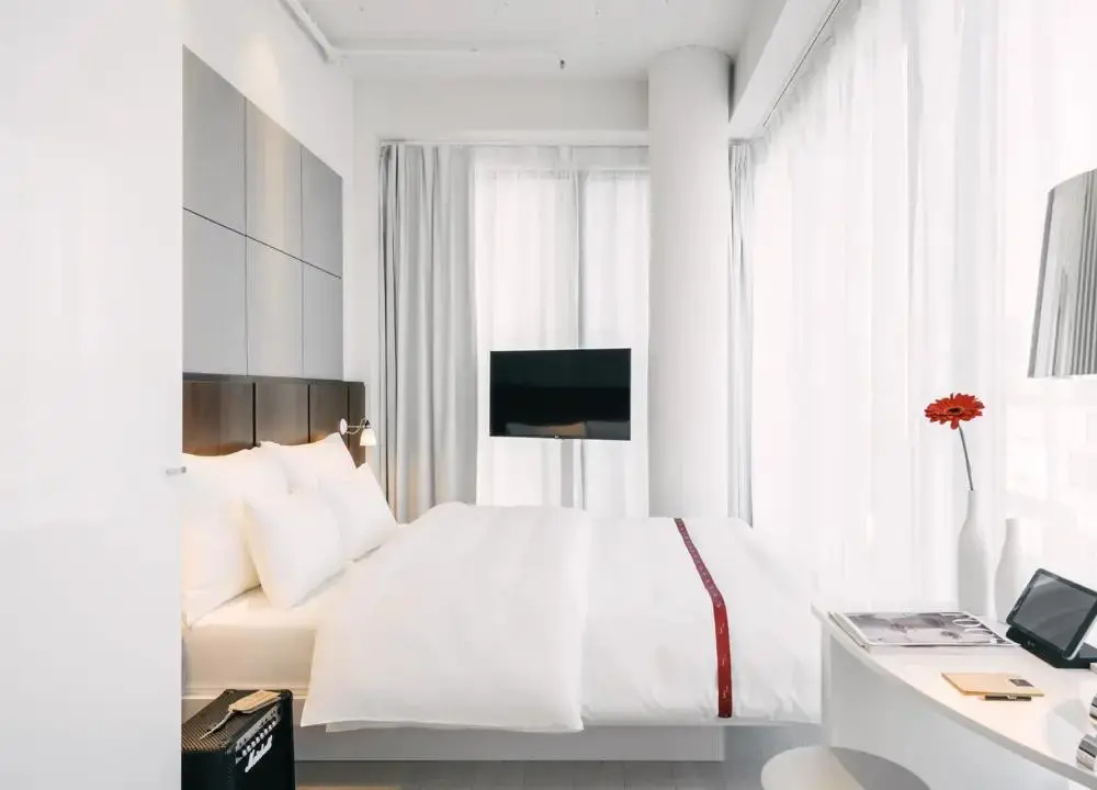Wow Double room (full double bed)