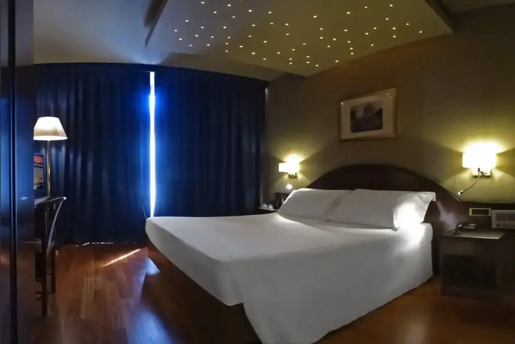 Hotel Touring - Chambres