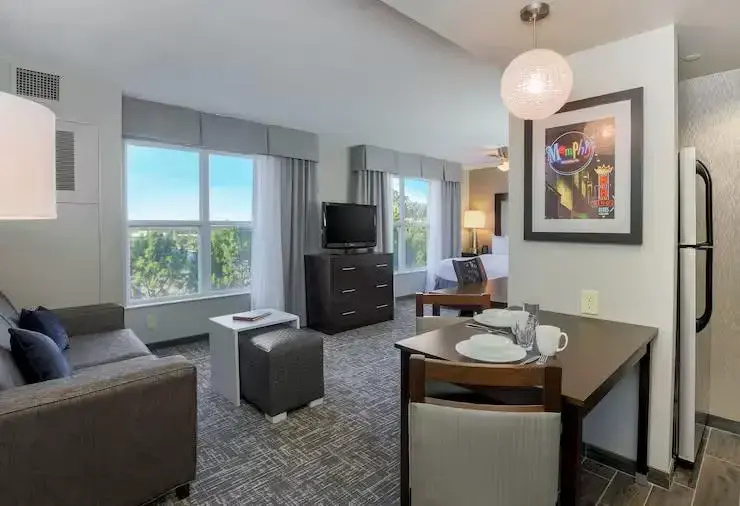 Homewood Suites Southwind - Hacks Cross - Chambres