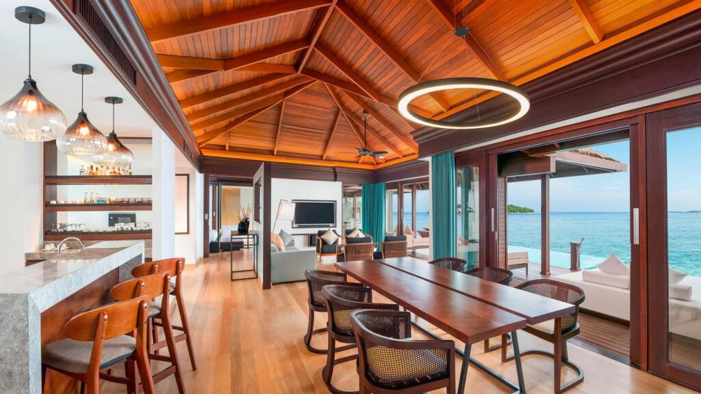 Sheraton Maldives Full Moon Resort & Spa