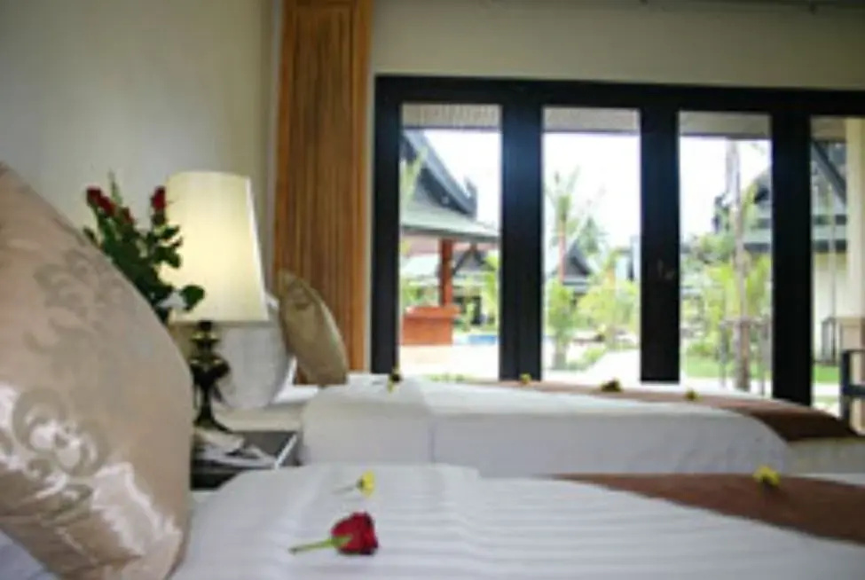 Двухместный номер с видом на бассейн 2 отдельные кровати в Airport Resort Phuket