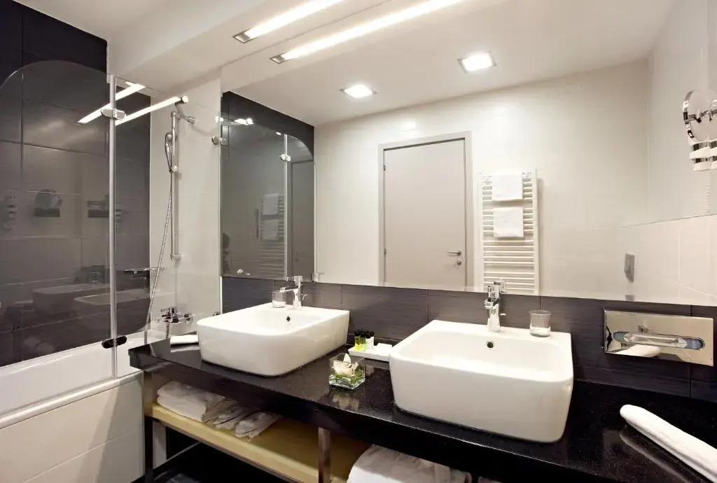 Atrium Hotel - Chambres