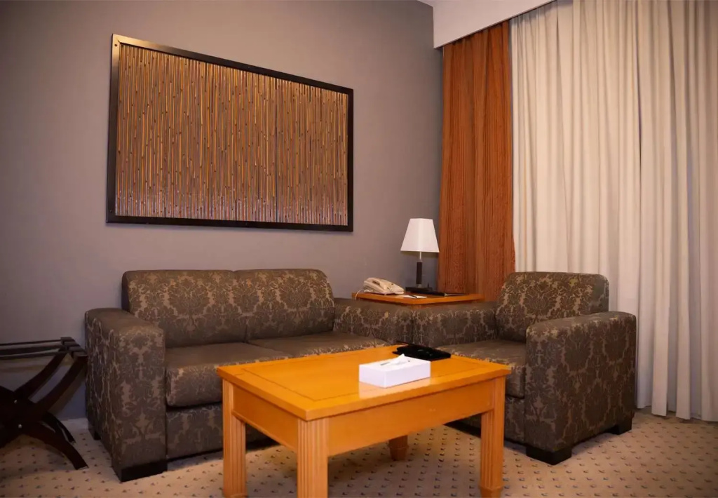 Golden Tulip Sharjah Hotel Apartments - Chambres