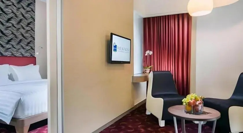 Blue Sky Hotel Petamburan - Chambres