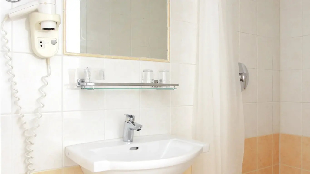 Ambassador City Centre Hotel - Chambres