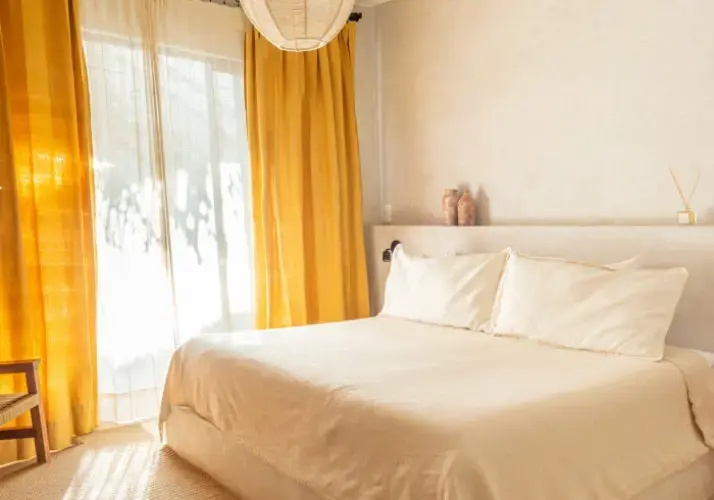 Duna Double room (full double bed)