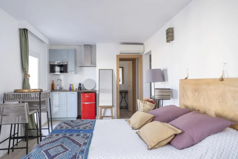 White Double Studio with port view (full double bed)