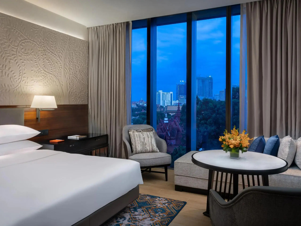 Double room with Palace view (full double bed)
