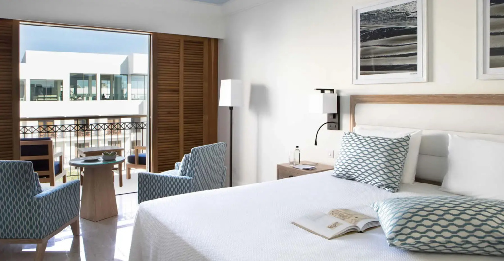 Family Interconnecting room with inland view