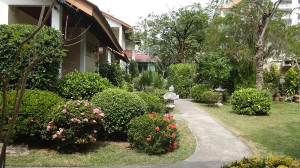Holiday Village Resort