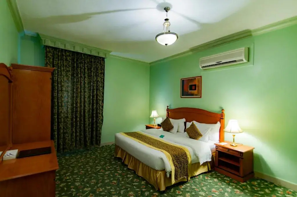 2 Bedrooms Standard Quadruple Apartment