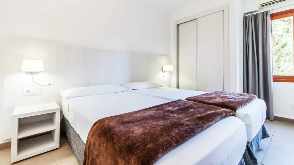 Double Apartment (twin beds)
