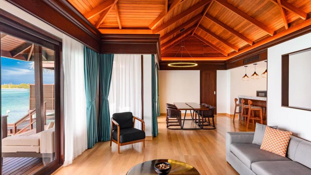 Sheraton Maldives Full Moon Resort & Spa