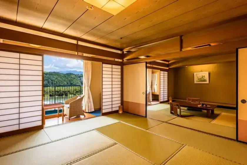 Ooedo Onsen Monogatari Premium Enakyo - Chambres