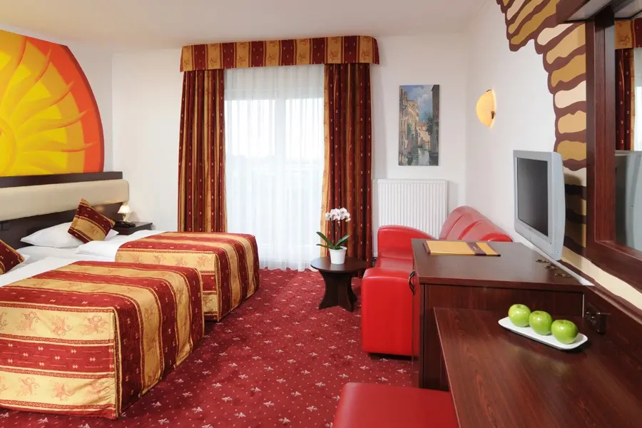 Double room (twin beds)