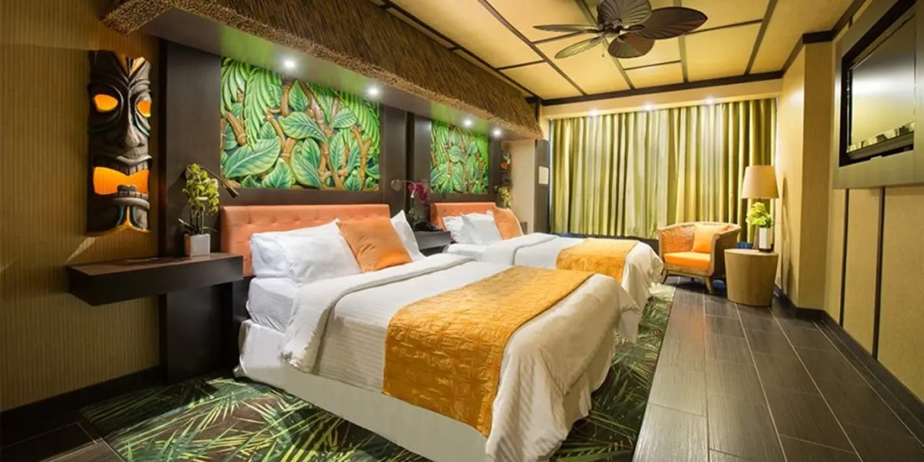 Superior Polynesian Room