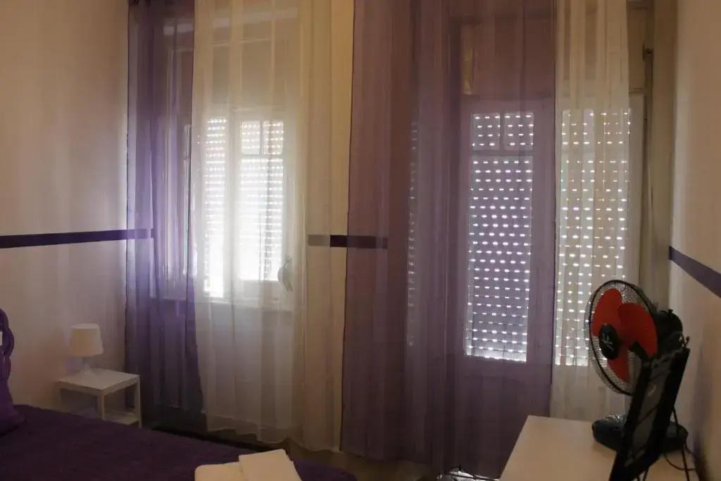 Double room with balcony (full double bed)
