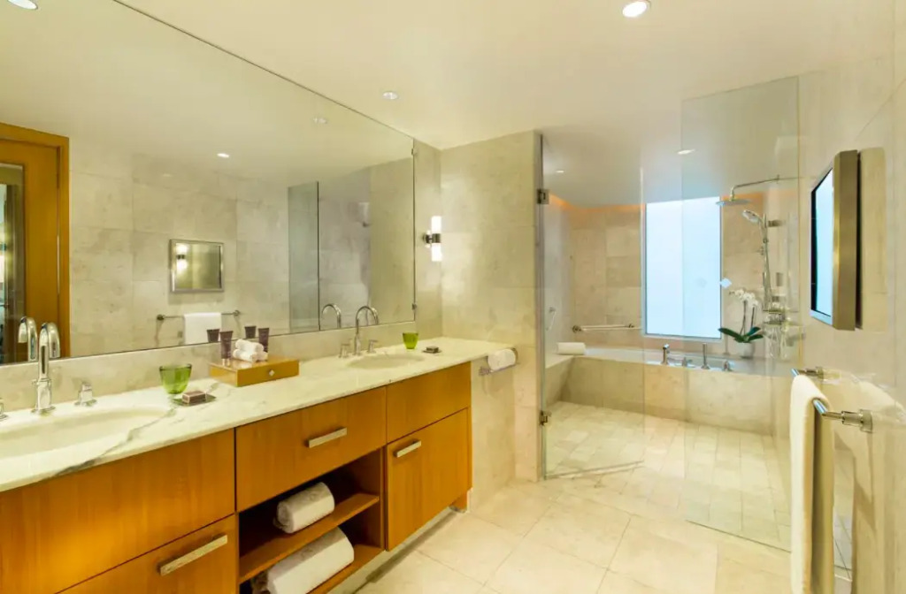 The Ritz-Carlton, Dubai International Financial Centre