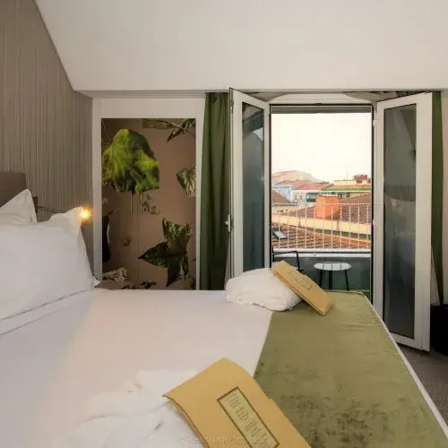 Romantic Double room (full double bed)
