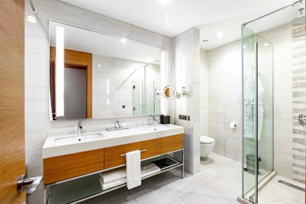 Двухместный номер Standard двуспальная кровать в Holiday İnn