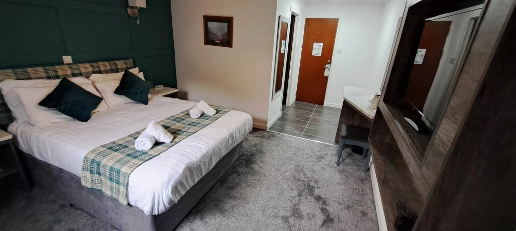 MacDonald Hotel & Cabins  - Chambres