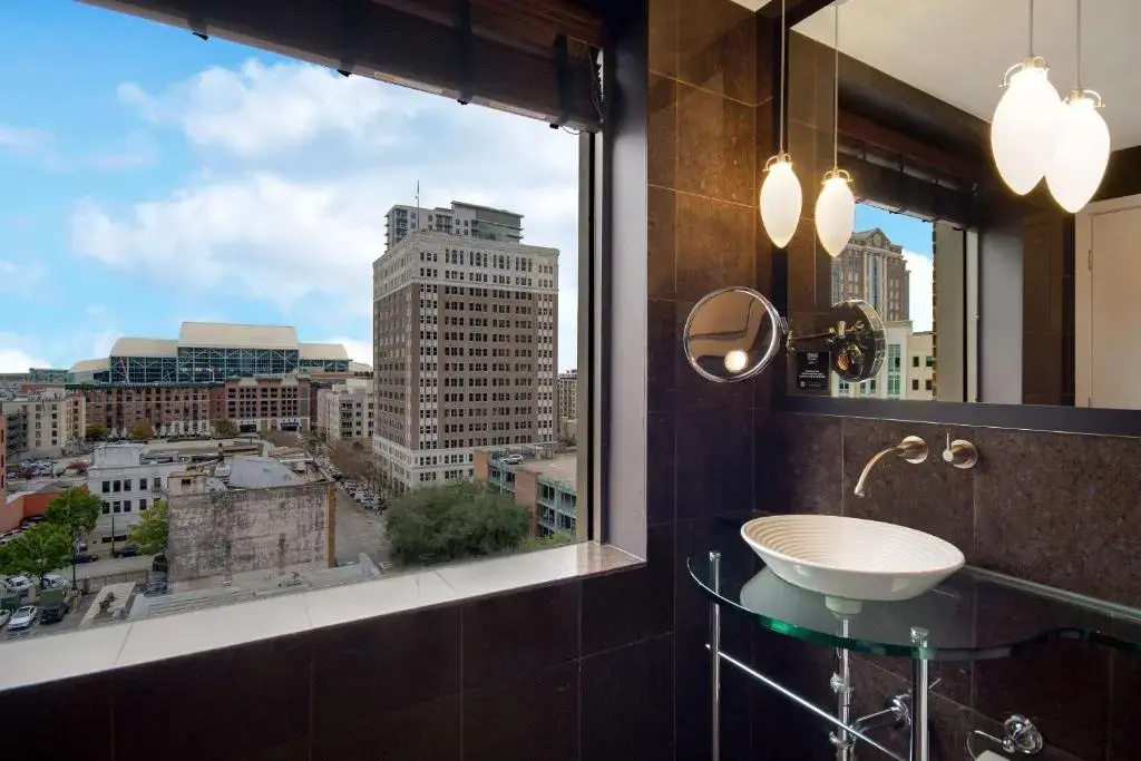 The Sam Houston Hotel, Tapestry Collection by Hilton - Chambres