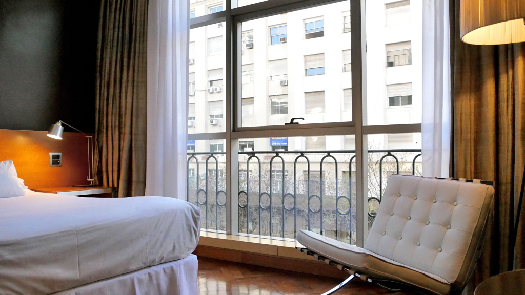 Continental Double Suite (twin beds)