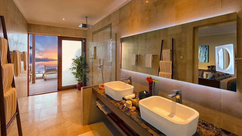 Hurawalhi Island Resort