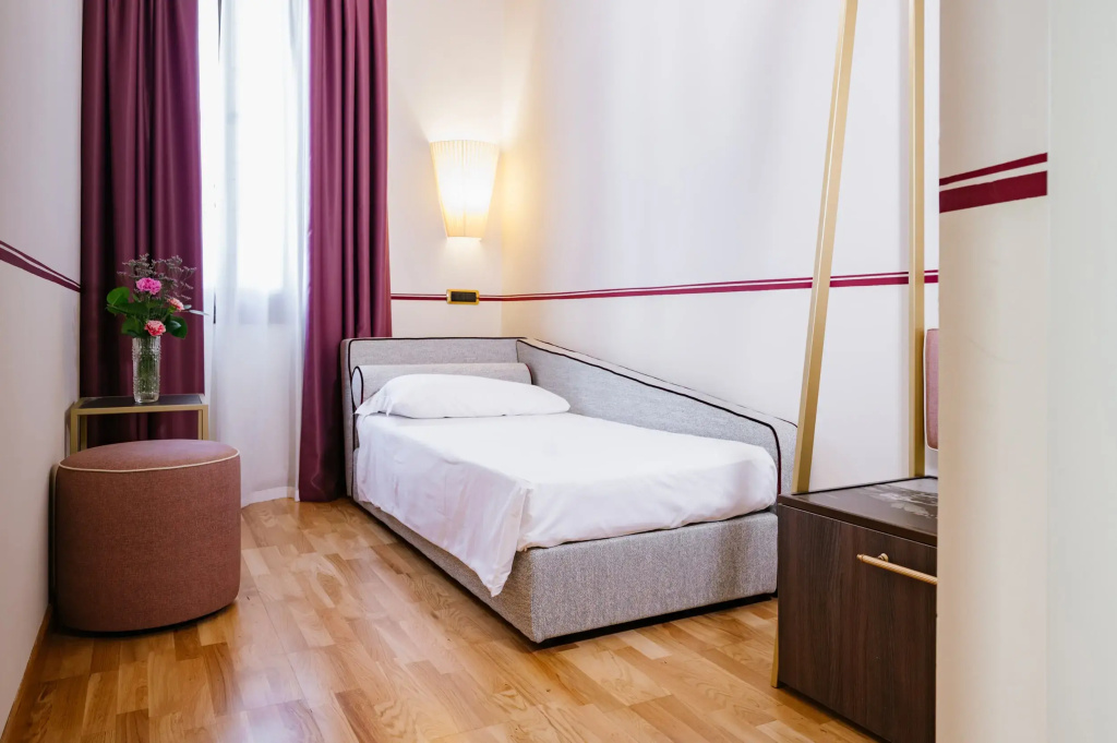 Classic Triple room