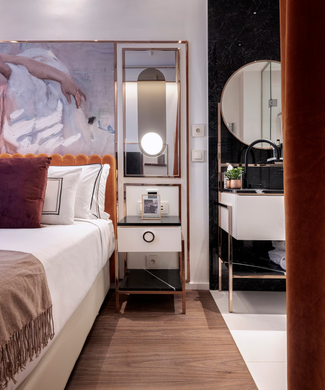 Superior Double room (full double bed)