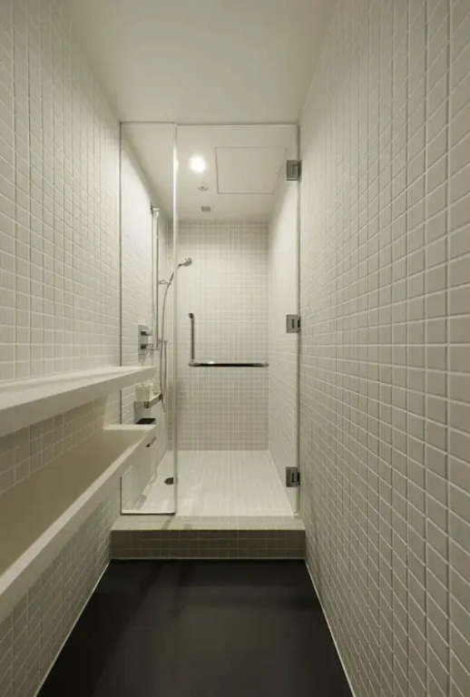 Nine Hours Woman Kanda by null