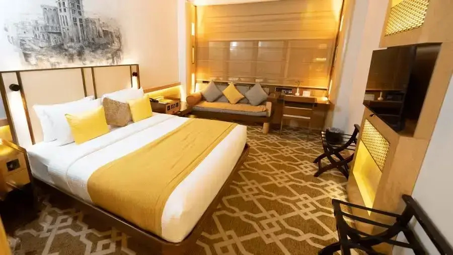 Double Suite (full double bed)