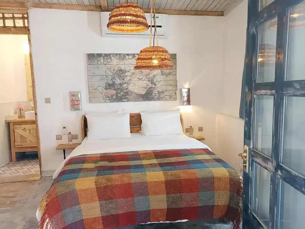 Standard Double room with pool view (full double bed)