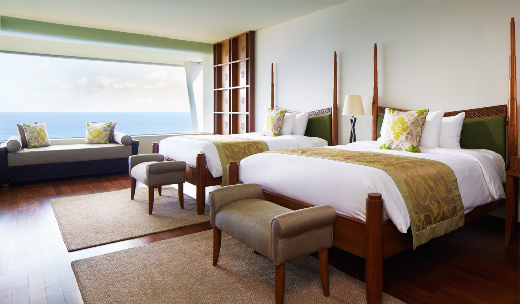 Connecting Suite oceanfront