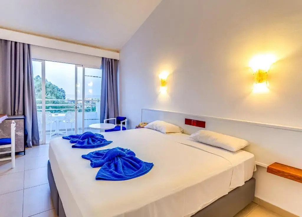 Adelais Bay Hotel - Chambres