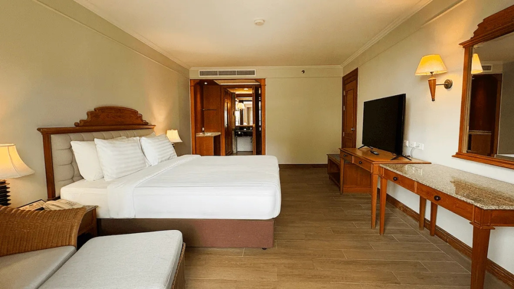 1 Bedroom Casuarina Double Suite (full double bed)
