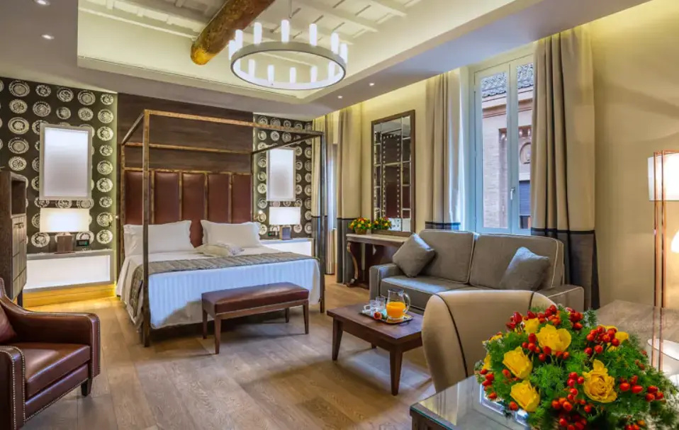 Double Junior Suite (full double bed)