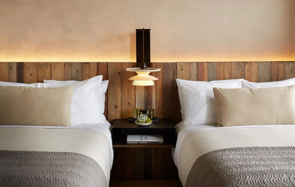 1 Hotel West Hollywood - Tap to explore photos