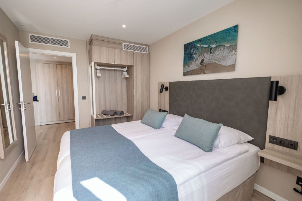 Servatur Puerto Azul - Chambres