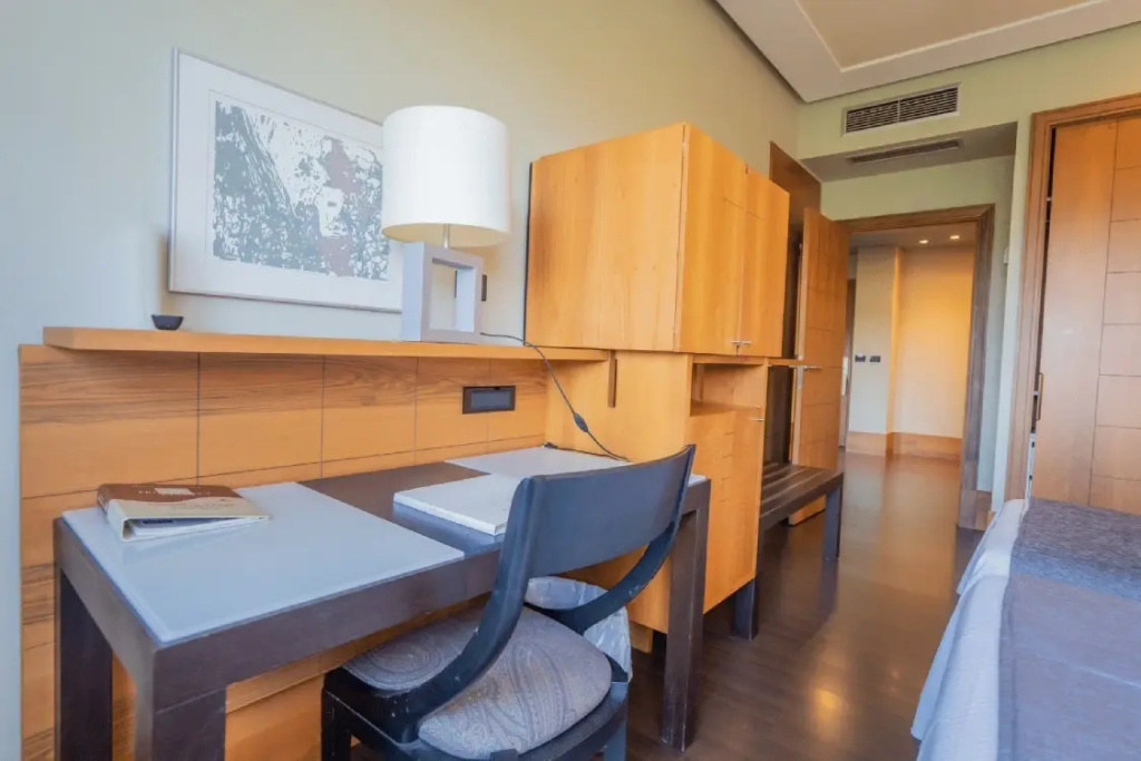 Gran Hotel Lakua - Chambres