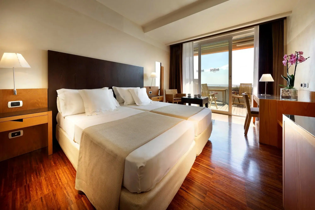Eurostars Monte Tauro - Chambres