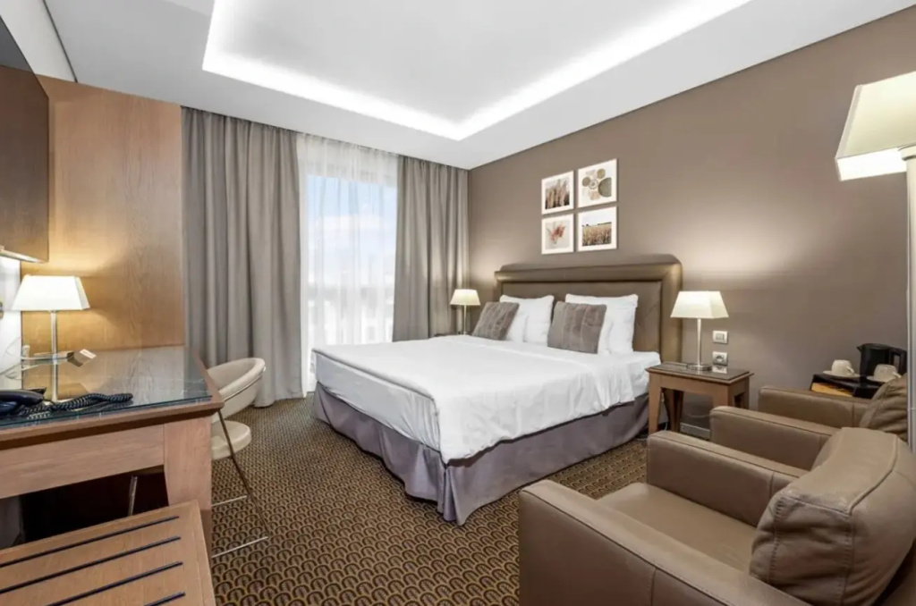 Superior Twin room (twin beds)