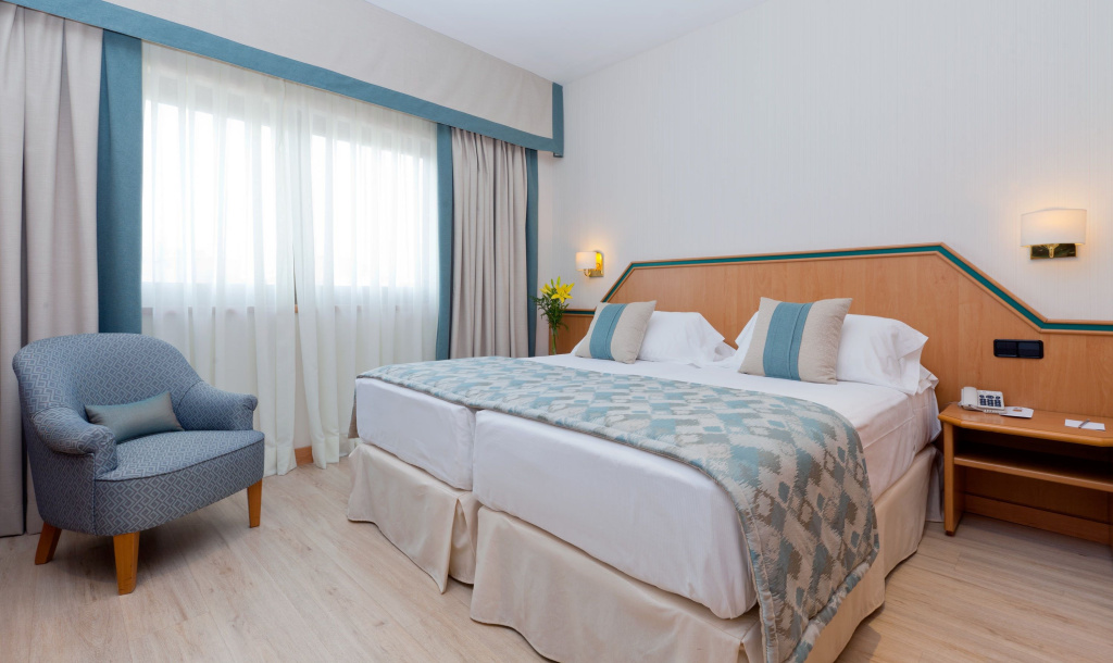Double room (twin beds)