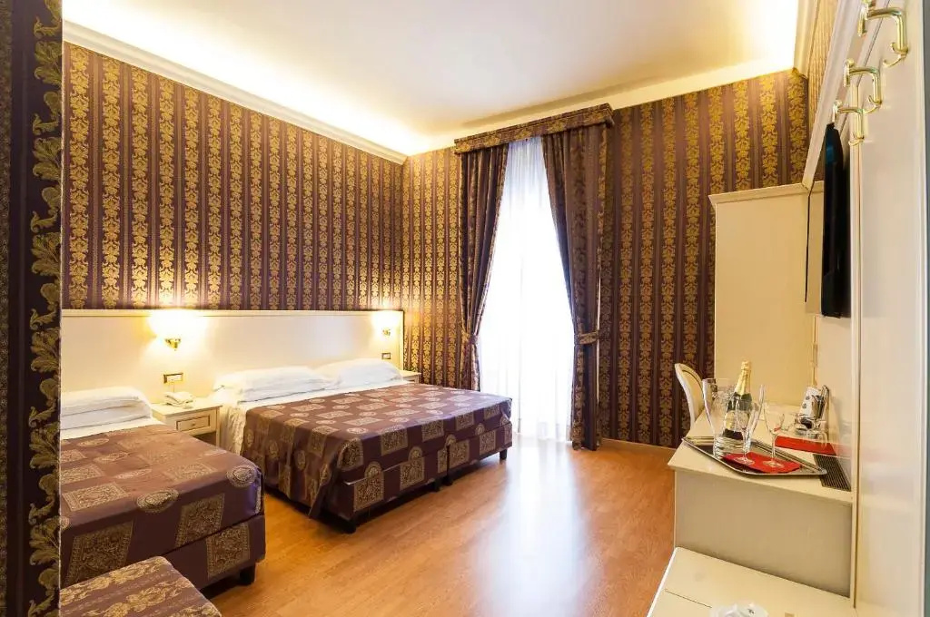 Hotel photo 9