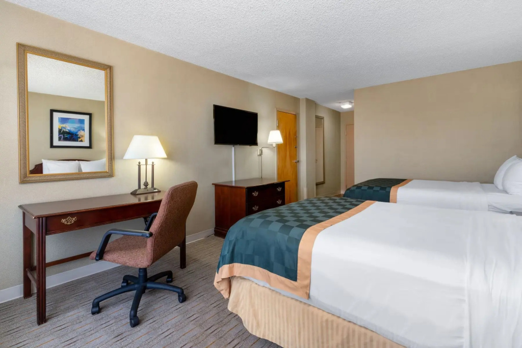 Ramada by Wyndham Reno Hotel and Casino - Chambres