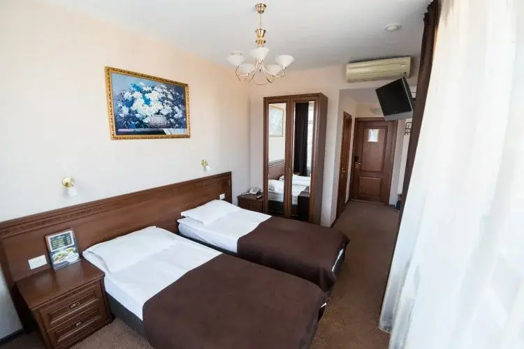 Viktoriya Hotel Room Type - Standard Superior Double room twin beds
