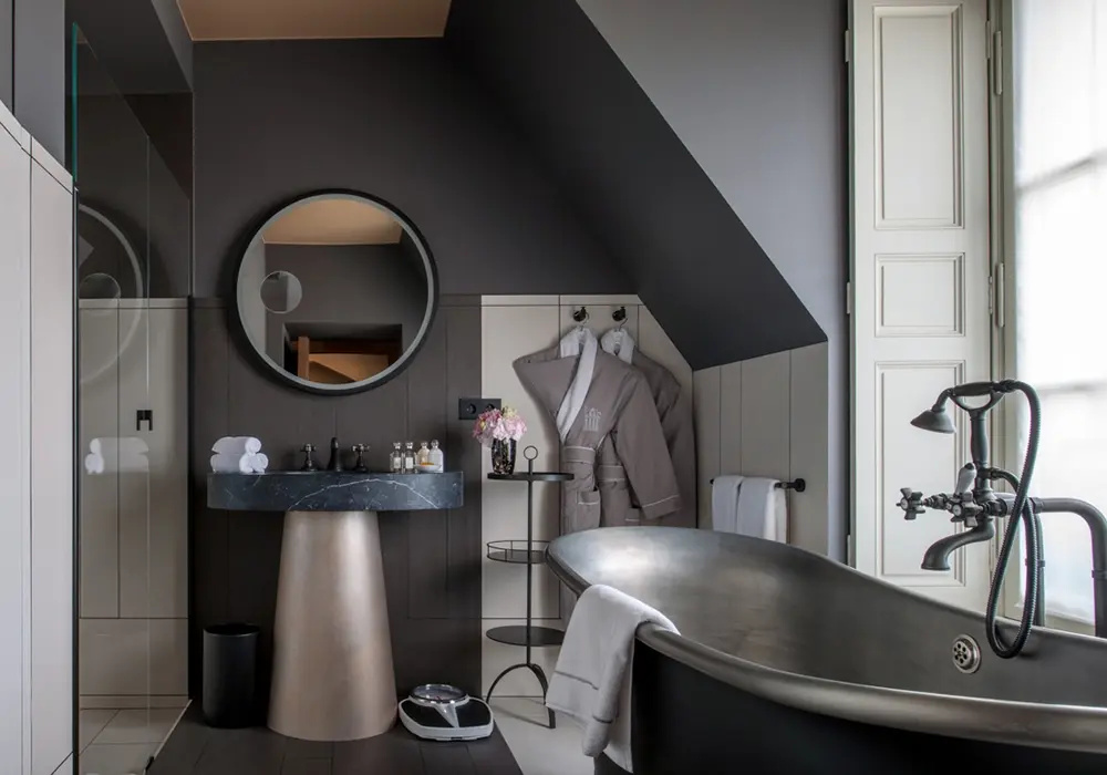 Cour des Vosges - Evok Collection 31