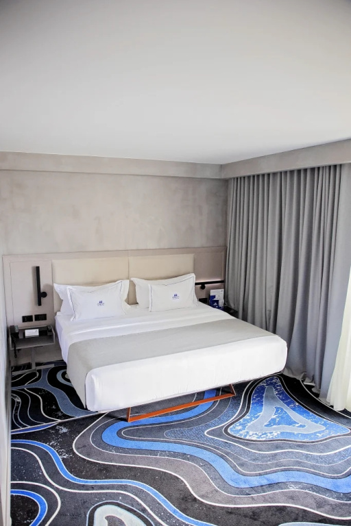 Superior Double room Pool View (full double bed)