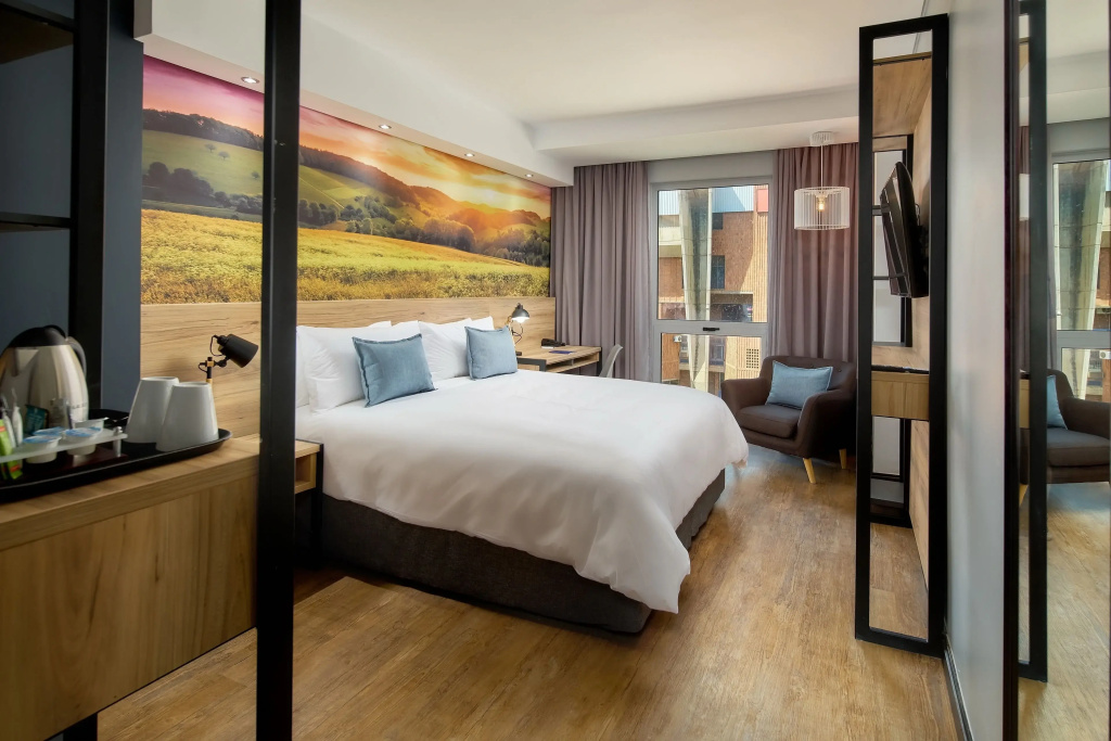 Superior Double room (full double bed)
