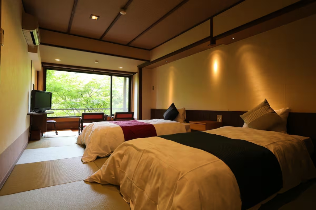 Momijiya Honkan Takao Sansou Ryokan 사진 3